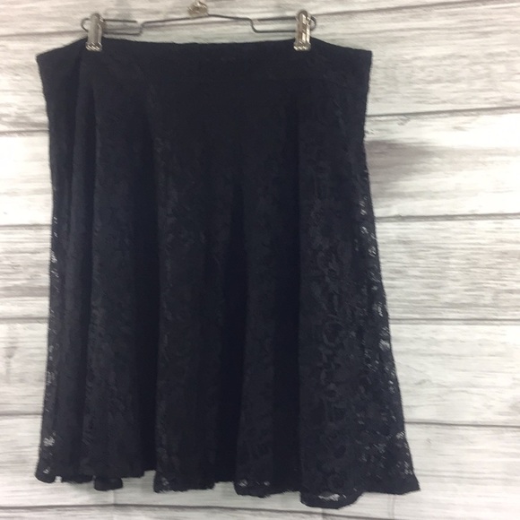 torrid Dresses & Skirts - Torrid Black Lacy Skirt